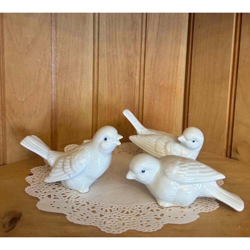 Set of 3 Vintage Otagiri Porcelain White Birds Figurines